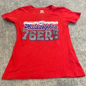 Girls NBA V-neck Philadelphia 76ers shirt girls small